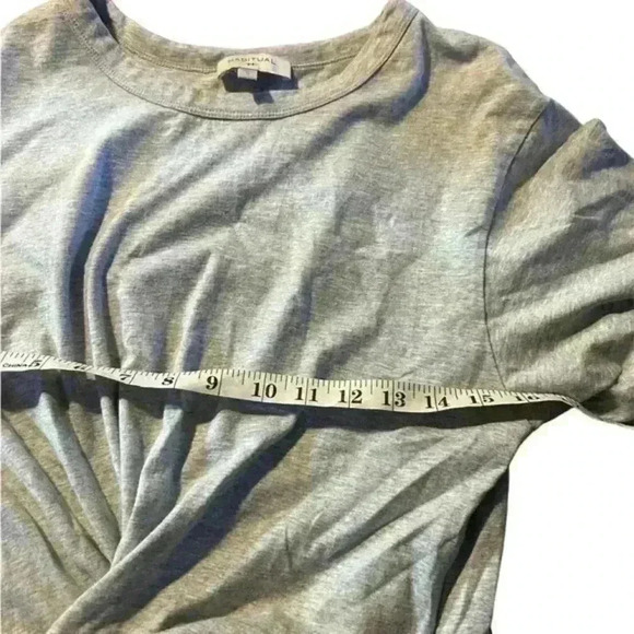 Habitual‎ Gray Twisted Front Tie Back Short Sleeve shirt, S - Picture 5 of 5